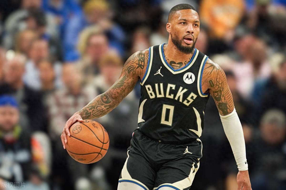 雄鹿队客场不敌马刺队志在反击