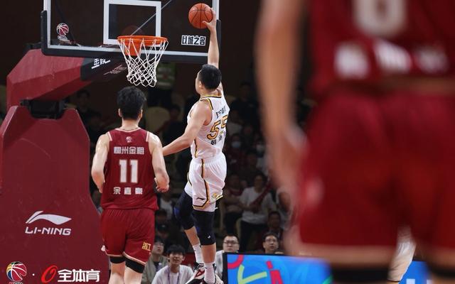  Ning连续十二场比赛得分超过挺进下一轮，中国队挑战极限！