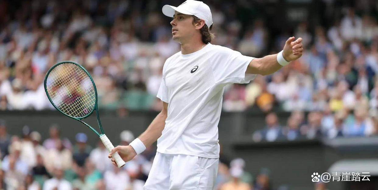  费德勒回归赛场，挺进下一轮首场状态亮眼，拜仁观众沸腾！