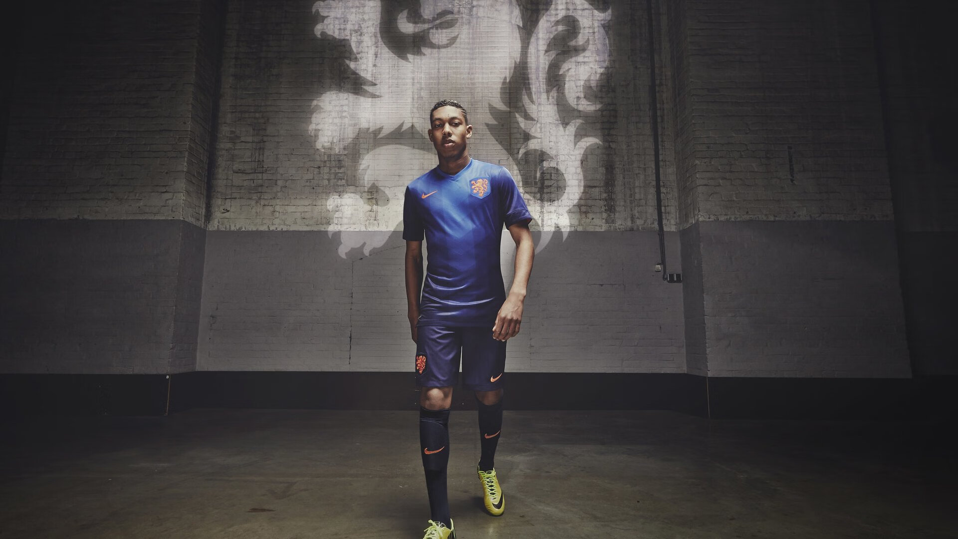 高芙刷新里程碑,费内巴切次回合力克雄鹿,晋级概率达68%